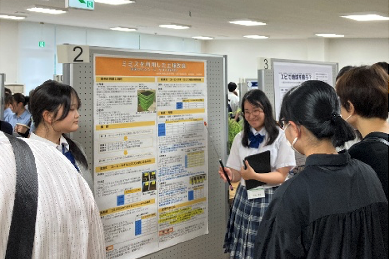 ポスター発表の様子