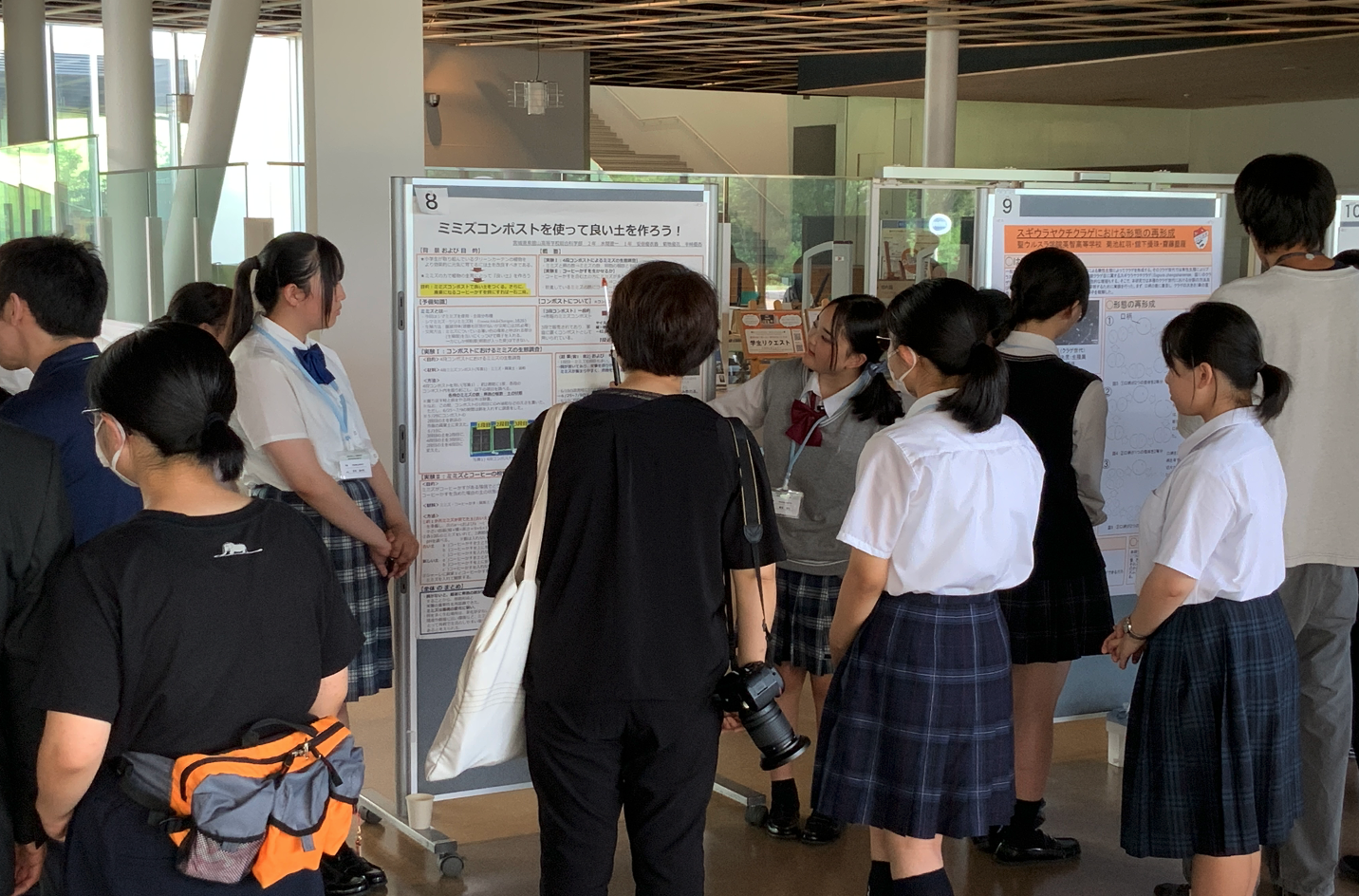 泉館山高校のポスター発表