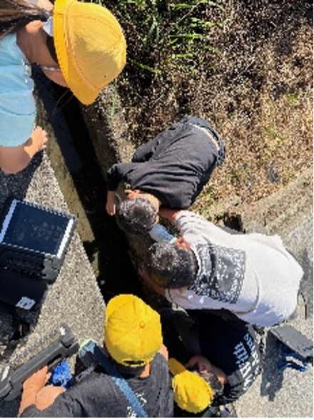タブレットを使って記録しているところ